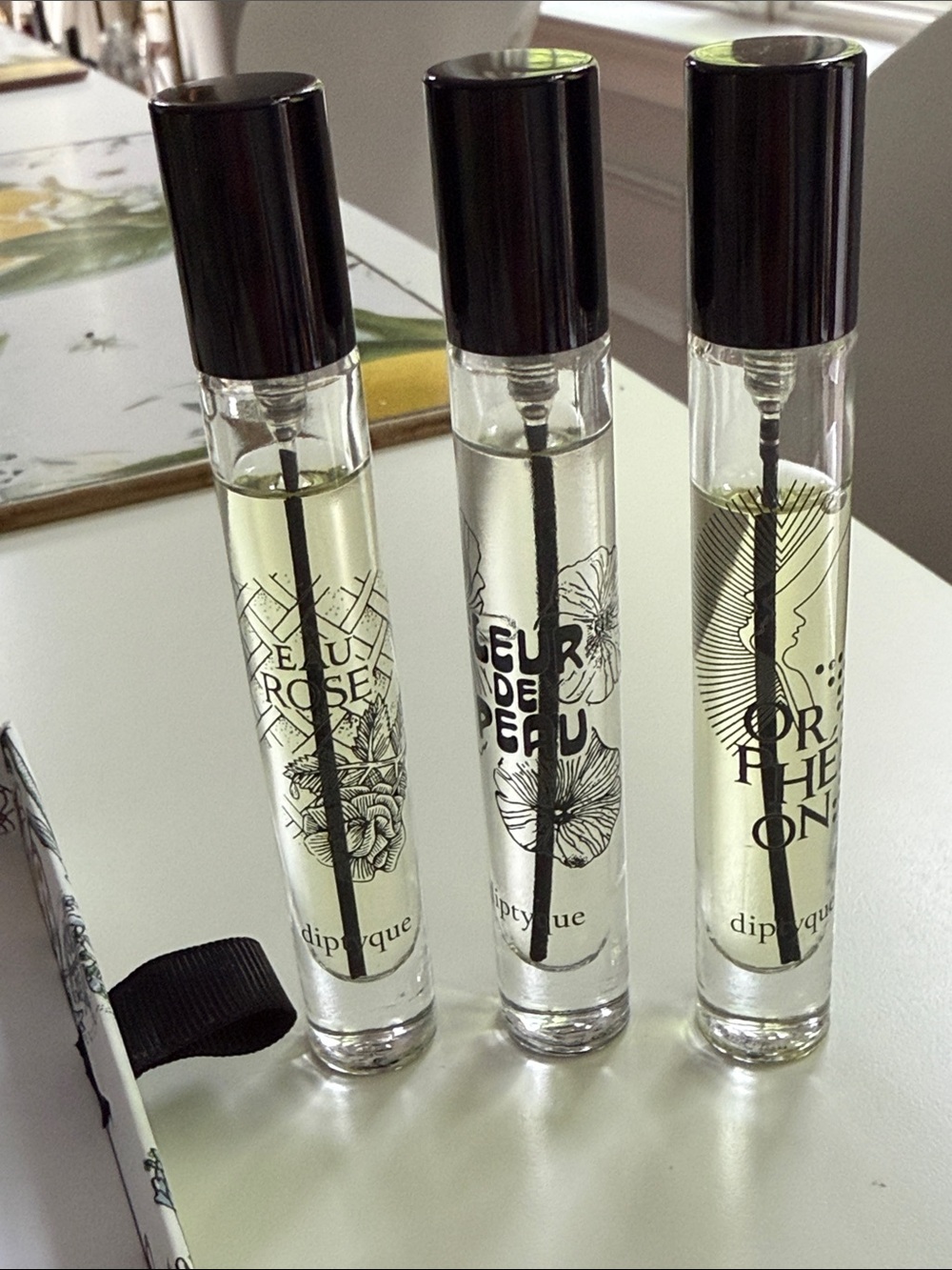 Diptique Paris Eau Rose Fleur De Peau Orpheon Travel Trio Gift Set - Picture 4 of 5